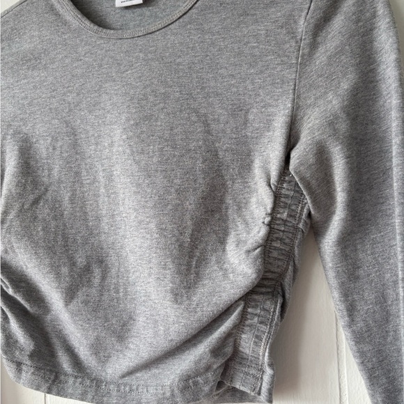 Aritzia TNA Gray Chill Malibu Cropped Longsleeve | XXS - Picture 5 of 7